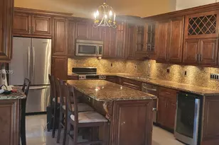 13521 SW 182nd St, Miami, FL 33177 - Photo 10