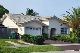 13521 SW 182nd St, Miami, FL 33177 - Photo 2
