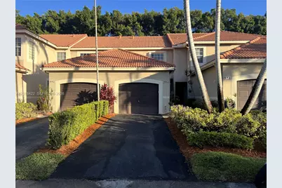 982 Sevilla Cir #982, Weston, FL 33326 - Photo 1