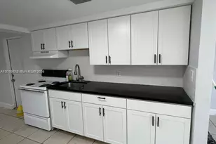 2171 Burlington, Opa-Locka, FL 33054 - Photo 10