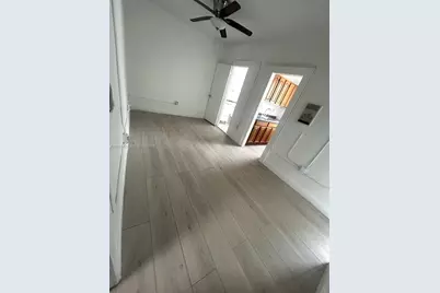 967 SW 5th St #18, Miami, FL 33130 - Photo 2