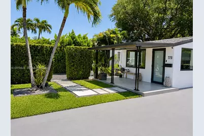 228 SW 22nd St, Fort Lauderdale, FL 33315 - Photo 2