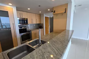 7601 E Treasure Dr, North Bay Village, FL 33141 - Photo 18