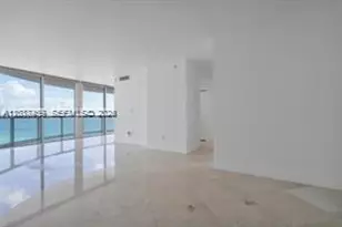 6365 Collins Ave, Miami Beach, FL 33141 - Photo 4