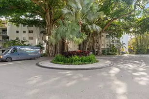 680 NE 64th St, Miami, FL 33138 - Photo 20