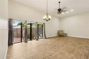 2731 S Parkview Dr, Hallandale Beach, FL 33009 - Photo 8
