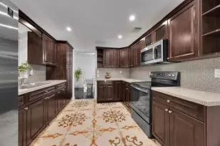 15725 SW 102nd Pl, Miami, FL 33157 - Photo 14