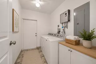 15725 SW 102nd Pl, Miami, FL 33157 - Photo 14