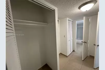 7118 Bonita Dr #305, Miami Beach, FL 33141 - Photo 8