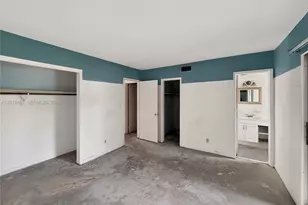 2050 NE 39th St, Lighthouse Point, FL 33064 - Photo 10