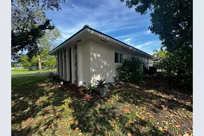 11901 NW 25th St, Plantation, FL 33323 - Photo 4