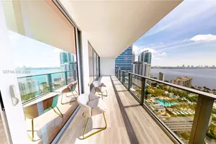 1451 Brickell Ave, Miami, FL 33131 - Photo 22