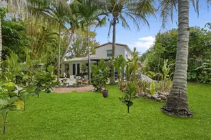 357 NE 117th St, Miami, FL 33161 - Photo 14
