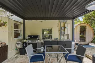 357 NE 117th St, Miami, FL 33161 - Photo 20