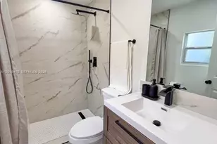 1025 NW 55th St, Miami, FL 33127 - Photo 10