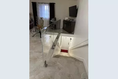2485 W 76th St #201, Hialeah, FL 33016 - Photo 16