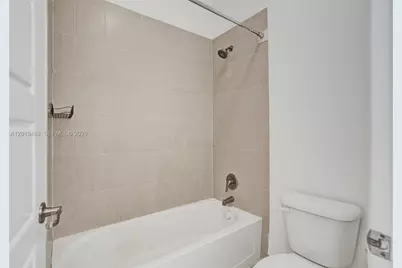 643 NE 191st Ter, Miami, FL 33179 - Photo 34