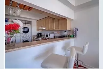 102 SW 6th Ave #405, Miami, FL 33130 - Photo 6