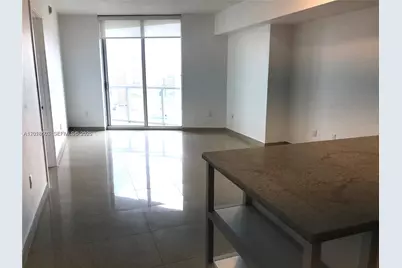 185 SW 7th St #2805, Miami, FL 33130 - Photo 4