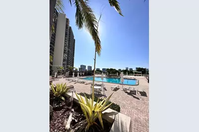 20335 W Country Club Dr #2302, Aventura, FL 33180 - Photo 10