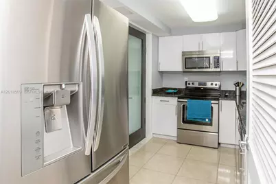 [Address not provided], Hallandale Beach, FL 33009 - Photo 8