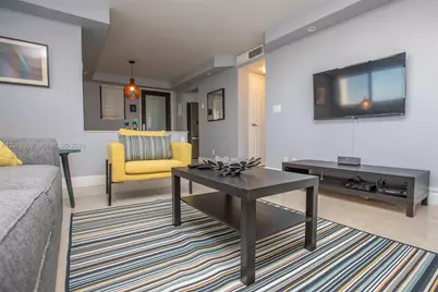 [Address not provided], Hallandale Beach, FL 33009 - Photo 4