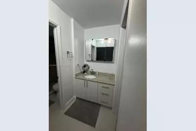 9451 Evergreen Pl #102, Davie, FL 33324 - Photo 6