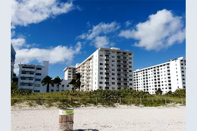 345 Ocean Dr #305, Miami Beach, FL 33139 - Photo 2