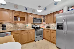 200 Diplomat Pkwy, Hallandale Beach, FL 33009 - Photo 8