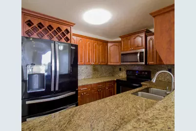 5775 W 20th Ave #404, Hialeah, FL 33012 - Photo 14