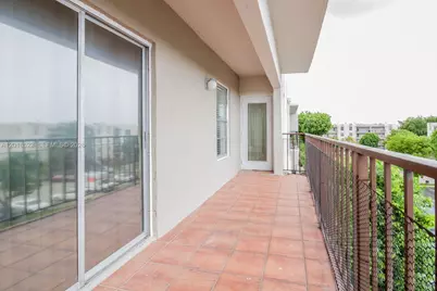 5775 W 20th Ave #404, Hialeah, FL 33012 - Photo 16