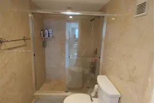 2333 Brickell Ave, Miami, FL 33129 - Photo 10