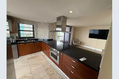 2333 Brickell Ave #602, Miami, FL 33129 - Photo 46