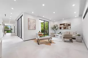2096 Alamanda Dr, North Miami, FL 33181 - Photo 2