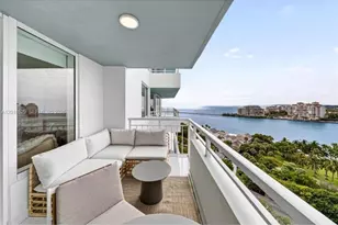 400 South Pointe Dr, Miami Beach, FL 33139 - Photo 10