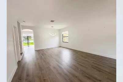 1575 SE 20th Rd, Homestead, FL 33035 - Photo 2
