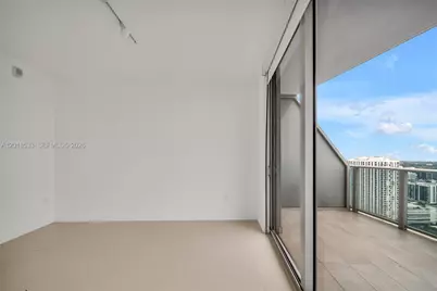 488 NE 18th St #4005, Miami, FL 33132 - Photo 12