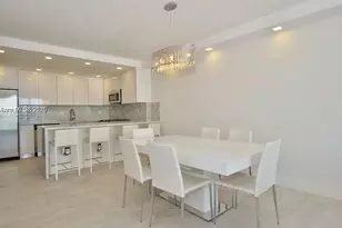 19390 Collins Ave, Sunny Isles Beach, FL 33160 - Photo 10