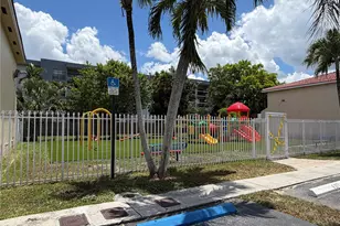 13884 SW 64th St, Miami, FL 33183 - Photo 14