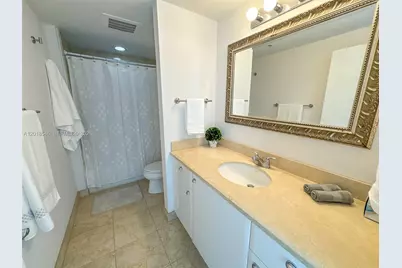 19400 Turnberry Way #531, Aventura, FL 33180 - Photo 12