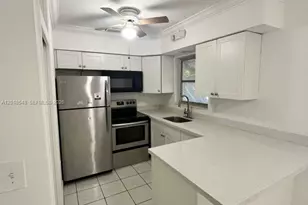 2450 Lincoln St, Hollywood, FL 33020 - Photo 2
