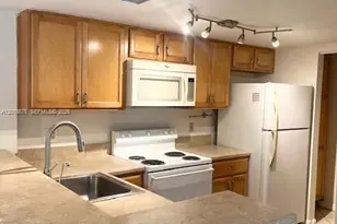 10709 Cleary Blvd, Plantation, FL 33324 - Photo 1