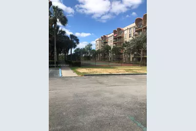 9350 Fontainebleau Blvd #204, Miami, FL 33172 - Photo 24