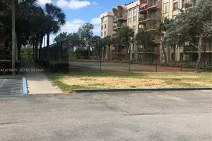 9350 Fontainebleau Blvd, Miami, FL 33172 - Photo 24