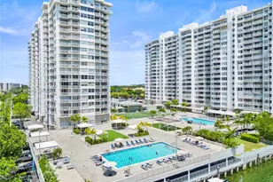 18011 Biscayne Blvd, Aventura, FL 33160 - Photo 2