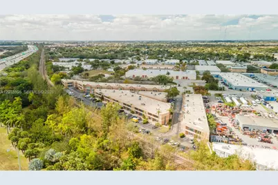 20191 NE 16th Pl #20191, Miami, FL 33179 - Photo 2