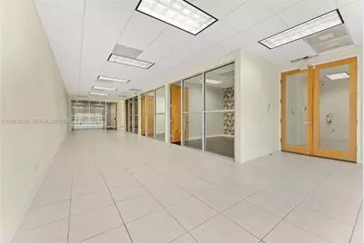 20191 NE 16th Pl #20191, Miami, FL 33179 - Photo 4