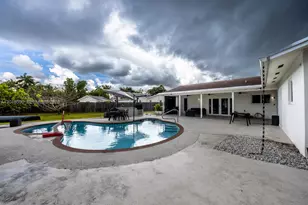 16713 SW 107th Pl, Miami, FL 33157 - Photo 6
