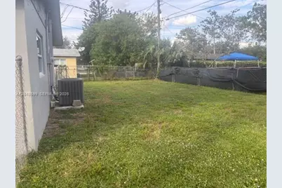 1070 NW 23rd Rd, Fort Lauderdale, FL 33311 - Photo 14