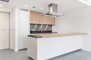 1000 Brickell Plaza, Miami, FL 33131 - Photo 6